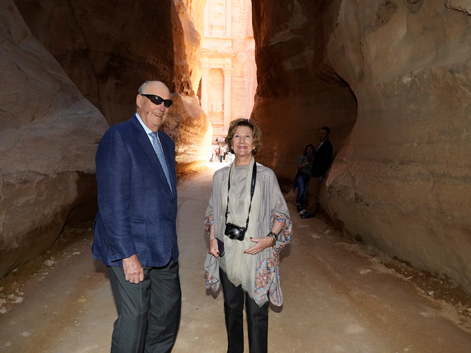 Atkomsten til Petra går gjennom en lang, smal kløft. Foto: Heiko Junge, NTB scanpix